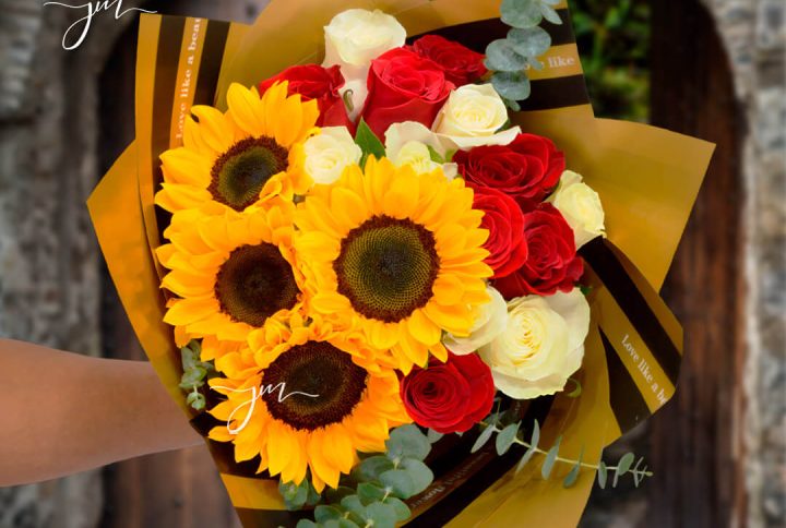 Ramo de girasoles y rosas de colores para regalar en septiembre – Floristería JM